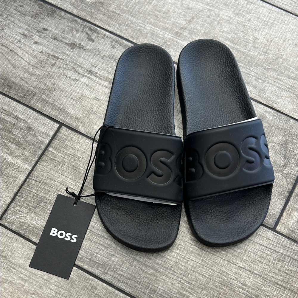Boss Black Embossed Logo Slides NWT